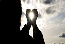 比勒菲尔德首次晋级德国杯决赛，单届赛事淘汰四支德甲球队.