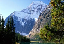 C7娱乐：全明星正赛-北区大胜南区 邹雨宸23+5夺得MVP.